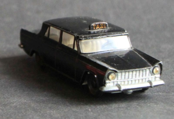 Siku Fiat 1800 Cab V244 DieCast Model 1963 (1472)